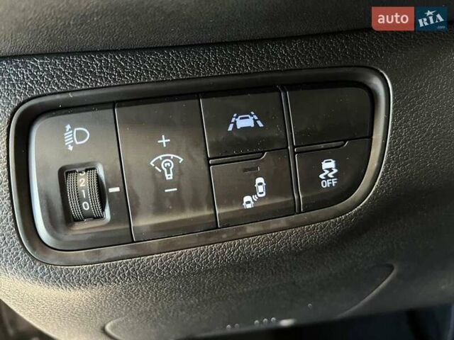 Хендай Санта Фе, объемом двигателя 2 л и пробегом 69 тыс. км за 27500 $, фото 12 на Automoto.ua