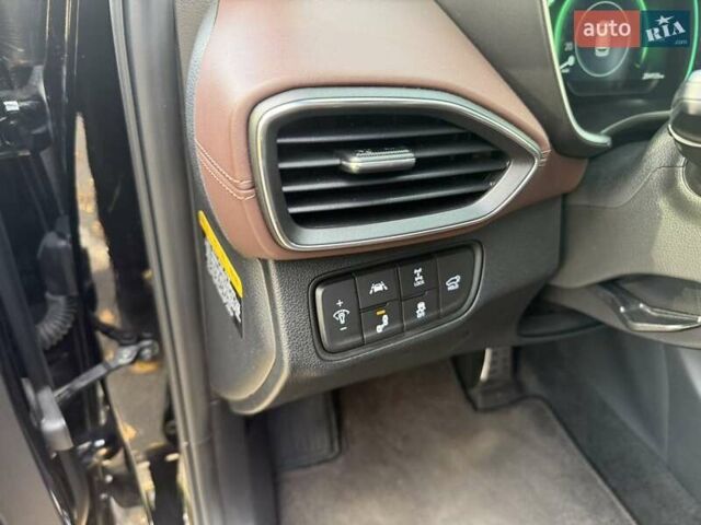 Хендай Санта Фе, объемом двигателя 2.2 л и пробегом 204 тыс. км за 29000 $, фото 6 на Automoto.ua