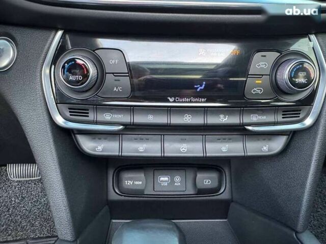 Хендай Санта Фе, объемом двигателя 2 л и пробегом 56 тыс. км за 29500 $, фото 20 на Automoto.ua