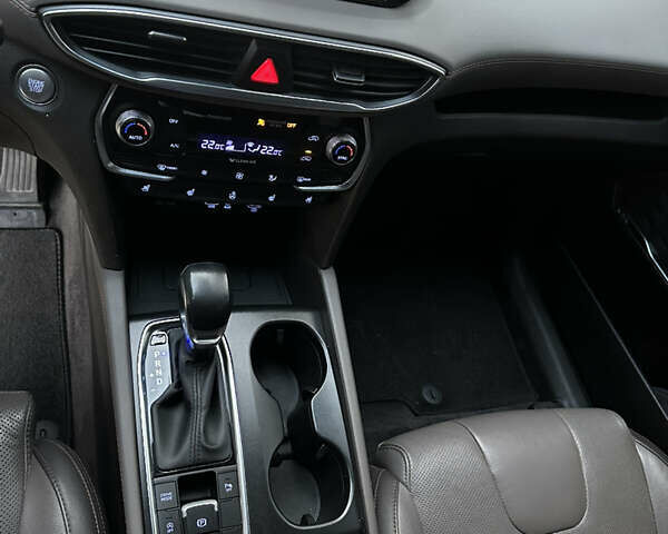 Хендай Санта Фе, объемом двигателя 0 л и пробегом 163 тыс. км за 21300 $, фото 16 на Automoto.ua