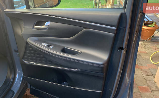 Хендай Санта Фе, объемом двигателя 2.5 л и пробегом 24 тыс. км за 28750 $, фото 12 на Automoto.ua