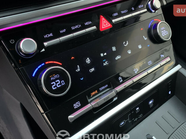 Хендай Санта Фе, объемом двигателя 2.5 л и пробегом 0 тыс. км за 44500 $, фото 24 на Automoto.ua