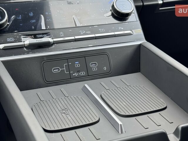 Хендай Санта Фе, объемом двигателя 2.5 л и пробегом 0 тыс. км за 45075 $, фото 27 на Automoto.ua