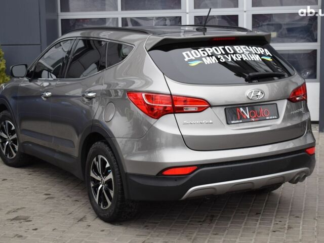 Серый Хендай Санта Фе, объемом двигателя 0 л и пробегом 95 тыс. км за 14900 $, фото 3 на Automoto.ua