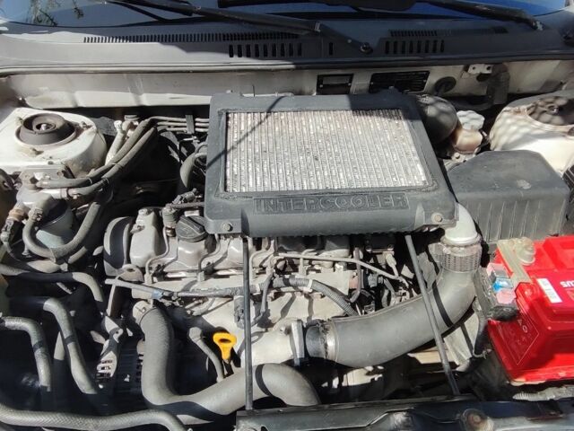 Сірий Хендай Санта Фе, об'ємом двигуна 2 л та пробігом 312 тис. км за 6400 $, фото 5 на Automoto.ua