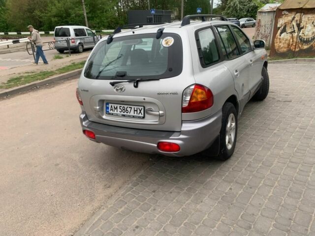 Серый Хендай Санта Фе, объемом двигателя 2.4 л и пробегом 140 тыс. км за 3200 $, фото 3 на Automoto.ua