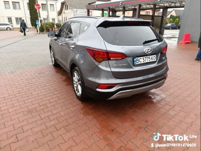 Сірий Хендай Санта Фе, об'ємом двигуна 2 л та пробігом 280 тис. км за 19300 $, фото 2 на Automoto.ua