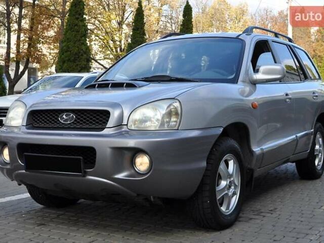 Сірий Хендай Санта Фе, об'ємом двигуна 2 л та пробігом 238 тис. км за 5800 $, фото 1 на Automoto.ua