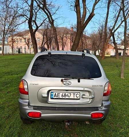 Сірий Хендай Санта Фе, об'ємом двигуна 2.35 л та пробігом 330 тис. км за 4500 $, фото 1 на Automoto.ua