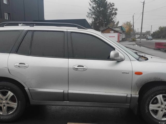 Сірий Хендай Санта Фе, об'ємом двигуна 2.2 л та пробігом 374 тис. км за 3000 $, фото 2 на Automoto.ua