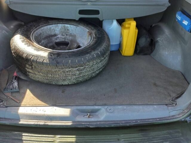 Сірий Хендай Санта Фе, об'ємом двигуна 2 л та пробігом 350 тис. км за 4000 $, фото 9 на Automoto.ua