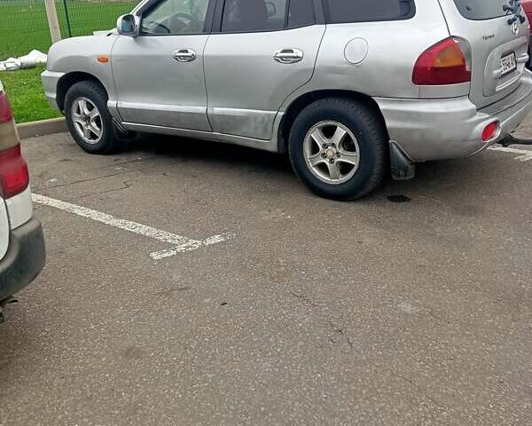 Сірий Хендай Санта Фе, об'ємом двигуна 1.99 л та пробігом 320 тис. км за 5500 $, фото 4 на Automoto.ua