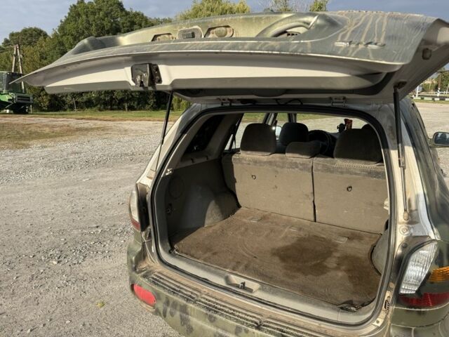 Серый Хендай Санта Фе, объемом двигателя 2.4 л и пробегом 300 тыс. км за 2200 $, фото 10 на Automoto.ua