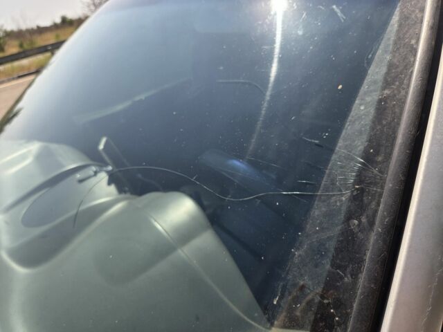 Серый Хендай Санта Фе, объемом двигателя 2 л и пробегом 343 тыс. км за 2999 $, фото 10 на Automoto.ua