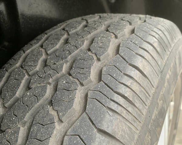 Серый Хендай Санта Фе, объемом двигателя 2.4 л и пробегом 115 тыс. км за 6100 $, фото 50 на Automoto.ua