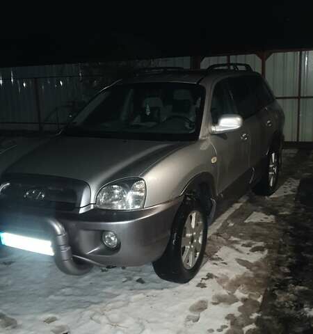 Сірий Хендай Санта Фе, об'ємом двигуна 1.99 л та пробігом 270 тис. км за 6300 $, фото 11 на Automoto.ua