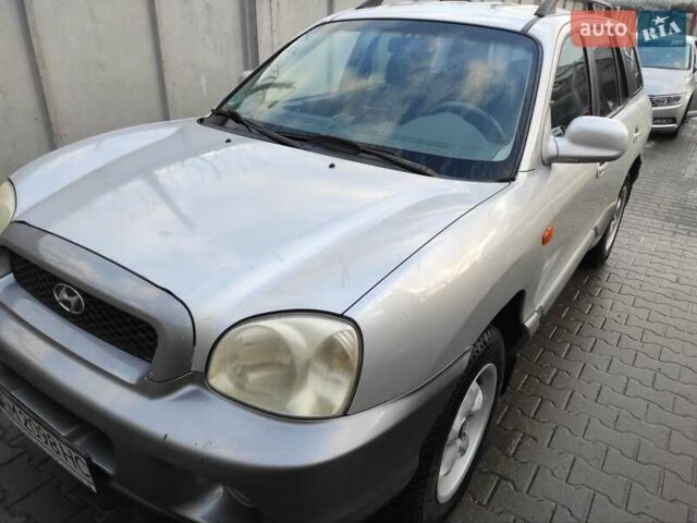 Серый Хендай Санта Фе, объемом двигателя 2 л и пробегом 289 тыс. км за 4900 $, фото 9 на Automoto.ua