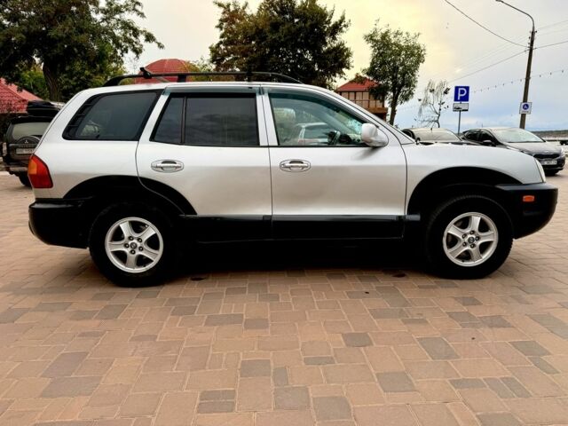 Серый Хендай Санта Фе, объемом двигателя 3.5 л и пробегом 319 тыс. км за 5300 $, фото 5 на Automoto.ua