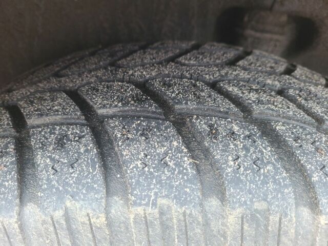 Сірий Хендай Санта Фе, об'ємом двигуна 2 л та пробігом 280 тис. км за 3950 $, фото 6 на Automoto.ua