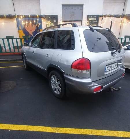 Сірий Хендай Санта Фе, об'ємом двигуна 1.99 л та пробігом 270 тис. км за 6300 $, фото 3 на Automoto.ua