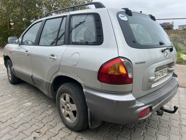 Серый Хендай Санта Фе, объемом двигателя 2.4 л и пробегом 260 тыс. км за 4200 $, фото 3 на Automoto.ua