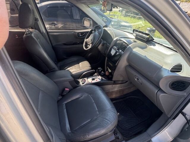 Сірий Хендай Санта Фе, об'ємом двигуна 0 л та пробігом 100 тис. км за 2009 $, фото 5 на Automoto.ua