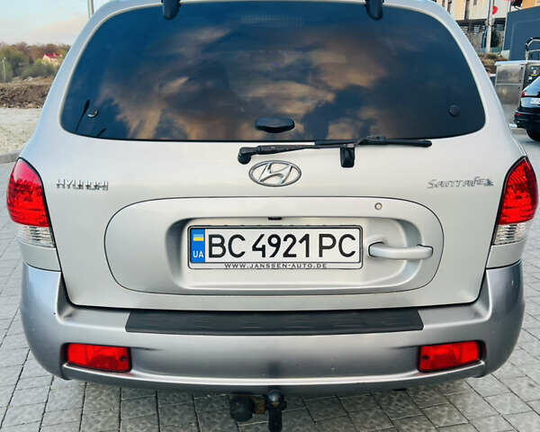 Серый Хендай Санта Фе, объемом двигателя 2.4 л и пробегом 262 тыс. км за 6900 $, фото 58 на Automoto.ua