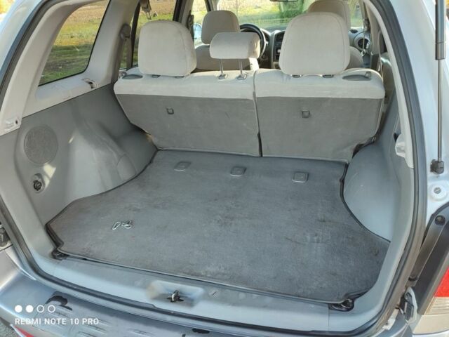 Серый Хендай Санта Фе, объемом двигателя 2 л и пробегом 237 тыс. км за 4200 $, фото 13 на Automoto.ua