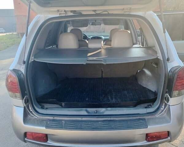 Сірий Хендай Санта Фе, об'ємом двигуна 2.35 л та пробігом 264 тис. км за 5200 $, фото 4 на Automoto.ua