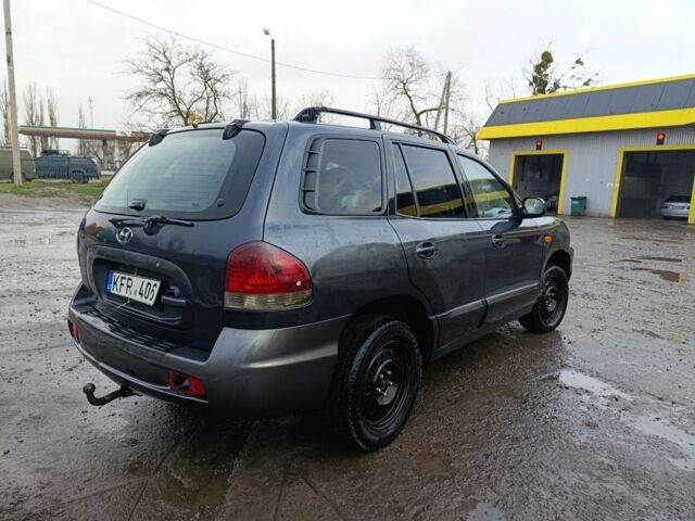 Сірий Хендай Санта Фе, об'ємом двигуна 2 л та пробігом 333 тис. км за 2000 $, фото 4 на Automoto.ua