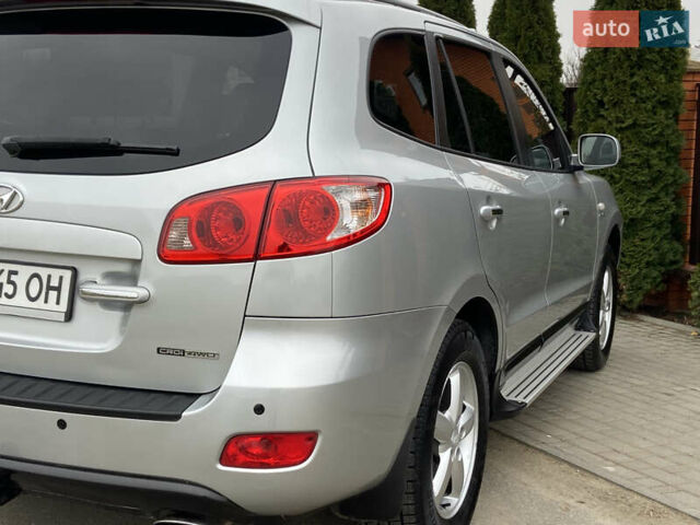 Сірий Хендай Санта Фе, об'ємом двигуна 2.19 л та пробігом 189 тис. км за 7950 $, фото 18 на Automoto.ua