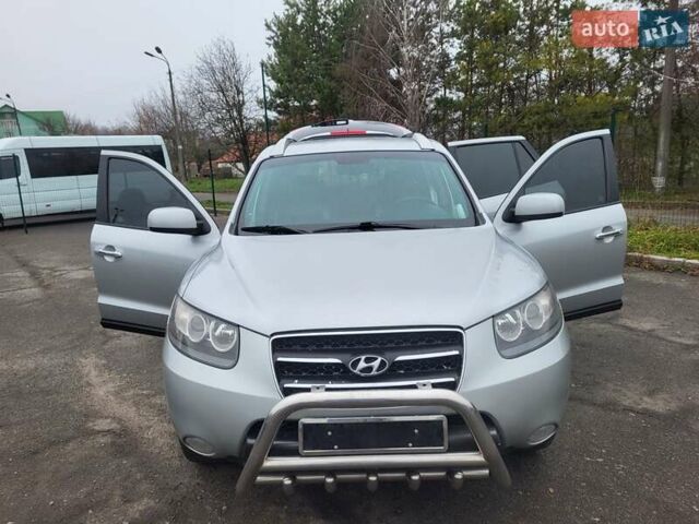 Сірий Хендай Санта Фе, об'ємом двигуна 2.2 л та пробігом 283 тис. км за 9300 $, фото 68 на Automoto.ua