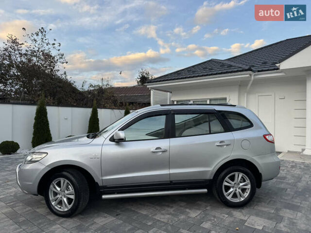 Сірий Хендай Санта Фе, об'ємом двигуна 2.7 л та пробігом 167 тис. км за 7850 $, фото 11 на Automoto.ua