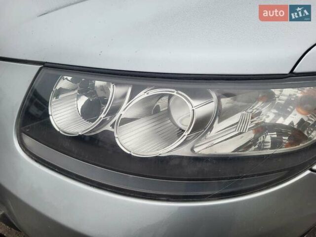 Сірий Хендай Санта Фе, об'ємом двигуна 2.2 л та пробігом 283 тис. км за 9300 $, фото 56 на Automoto.ua