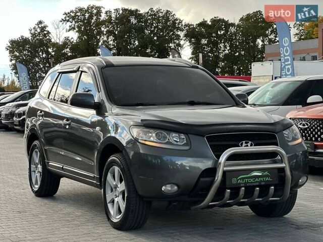 Серый Хендай Санта Фе, объемом двигателя 2.19 л и пробегом 225 тыс. км за 8990 $, фото 5 на Automoto.ua