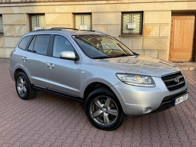 Серый Хендай Санта Фе, объемом двигателя 2.2 л и пробегом 183 тыс. км за 3300 $, фото 2 на Automoto.ua