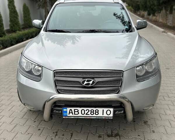 Сірий Хендай Санта Фе, об'ємом двигуна 2.19 л та пробігом 233 тис. км за 8900 $, фото 8 на Automoto.ua
