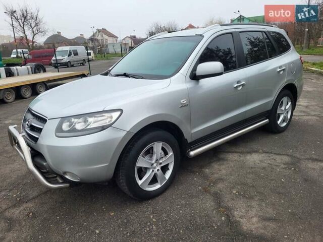 Сірий Хендай Санта Фе, об'ємом двигуна 2.2 л та пробігом 283 тис. км за 9300 $, фото 12 на Automoto.ua