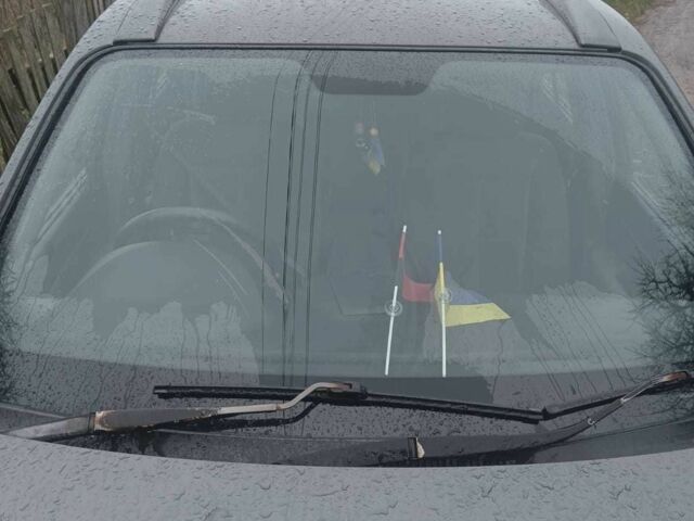 Серый Хендай Санта Фе, объемом двигателя 2.2 л и пробегом 261 тыс. км за 4500 $, фото 14 на Automoto.ua