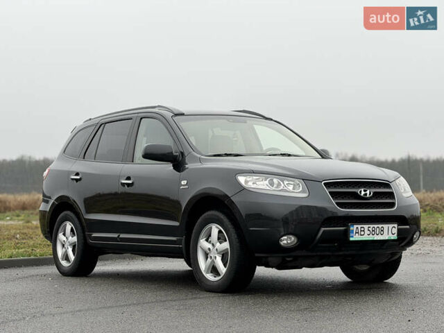Серый Хендай Санта Фе, объемом двигателя 2.2 л и пробегом 232 тыс. км за 10555 $, фото 24 на Automoto.ua