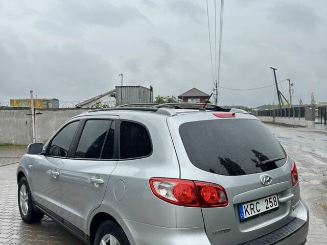 Сірий Хендай Санта Фе, об'ємом двигуна 2.2 л та пробігом 300 тис. км за 4750 $, фото 4 на Automoto.ua