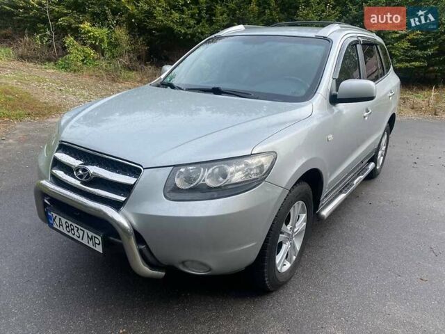 Серый Хендай Санта Фе, объемом двигателя 2.2 л и пробегом 182 тыс. км за 9450 $, фото 4 на Automoto.ua