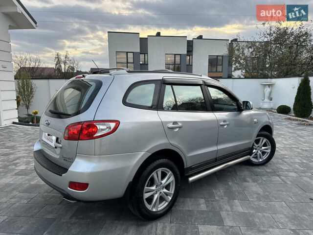 Сірий Хендай Санта Фе, об'ємом двигуна 2.7 л та пробігом 167 тис. км за 7850 $, фото 13 на Automoto.ua