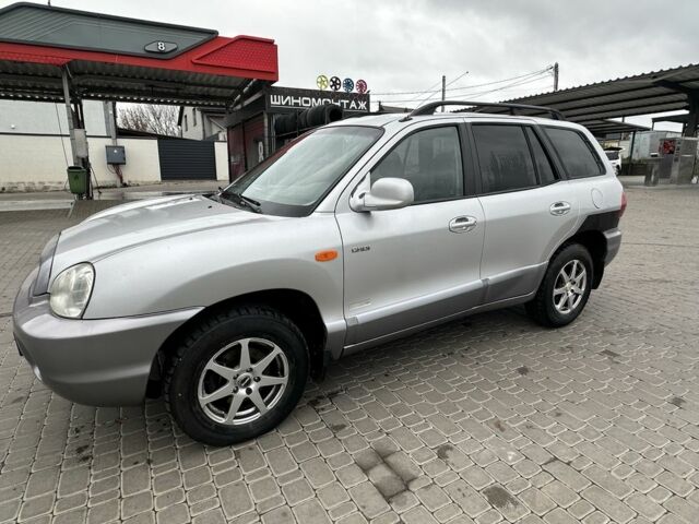 Сірий Хендай Санта Фе, об'ємом двигуна 2 л та пробігом 235 тис. км за 4000 $, фото 3 на Automoto.ua