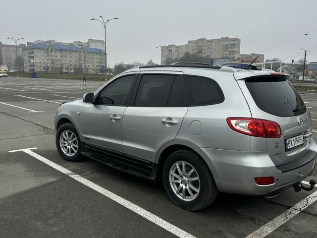 Серый Хендай Санта Фе, объемом двигателя 2.2 л и пробегом 326 тыс. км за 8800 $, фото 6 на Automoto.ua