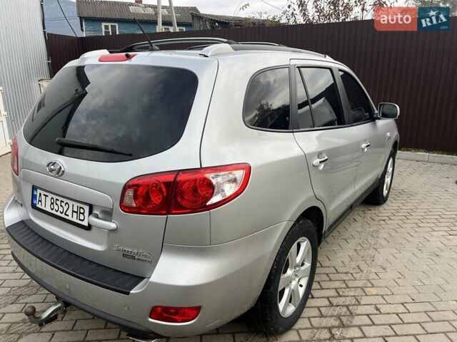Сірий Хендай Санта Фе, об'ємом двигуна 2.2 л та пробігом 215 тис. км за 10100 $, фото 1 на Automoto.ua