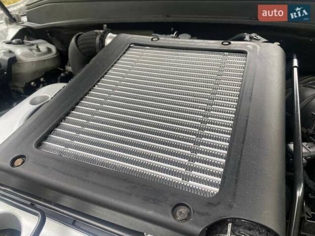 Серый Хендай Санта Фе, объемом двигателя 2.2 л и пробегом 182 тыс. км за 9450 $, фото 21 на Automoto.ua