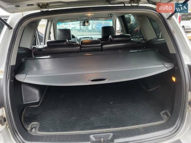 Сірий Хендай Санта Фе, об'ємом двигуна 2.2 л та пробігом 283 тис. км за 9300 $, фото 44 на Automoto.ua