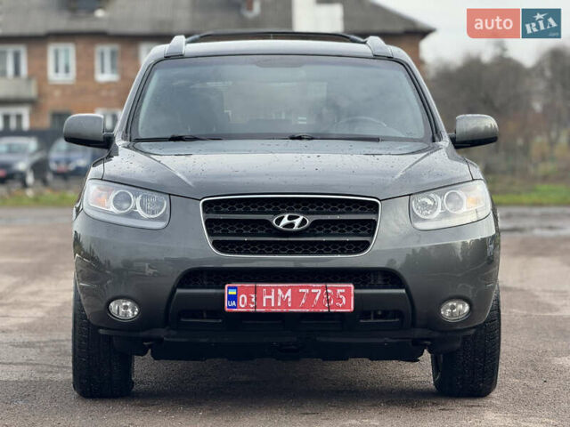 Серый Хендай Санта Фе, объемом двигателя 2.2 л и пробегом 260 тыс. км за 8700 $, фото 2 на Automoto.ua