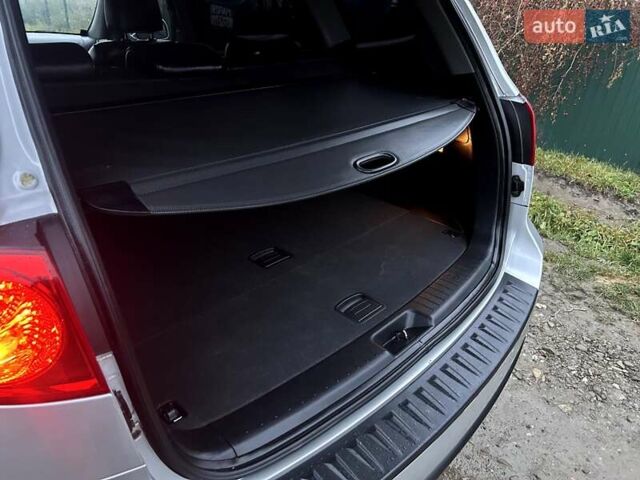 Сірий Хендай Санта Фе, об'ємом двигуна 2.2 л та пробігом 225 тис. км за 8850 $, фото 31 на Automoto.ua